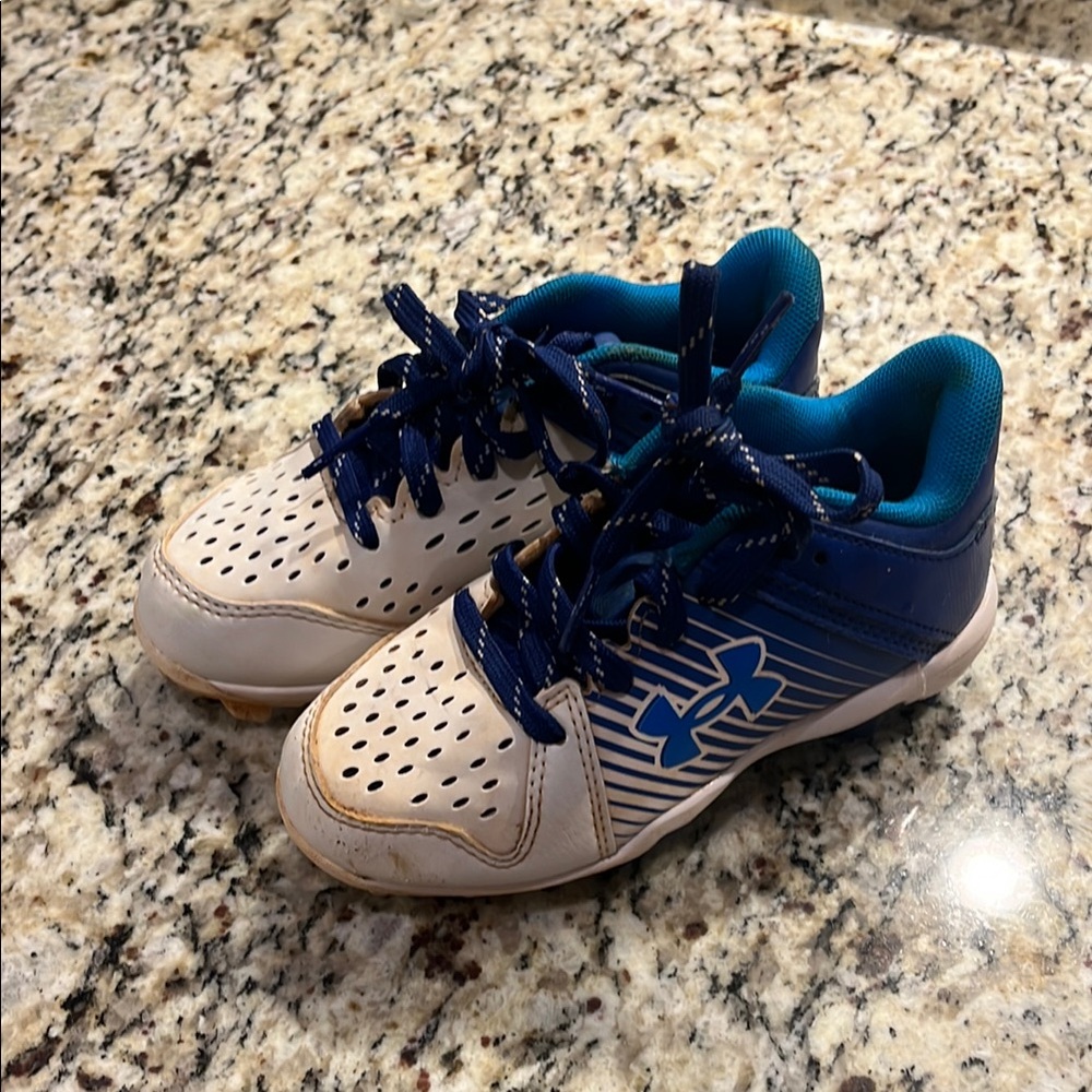 Under Armour Kids' Blue and White t-ball cleats